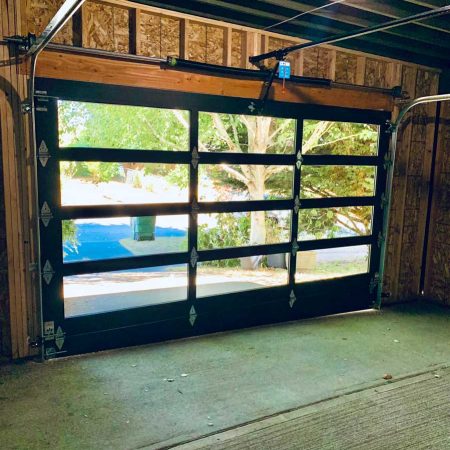 Modern-Classic-Greylite-Glass-Interior_